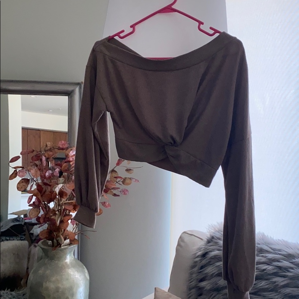 Crop top